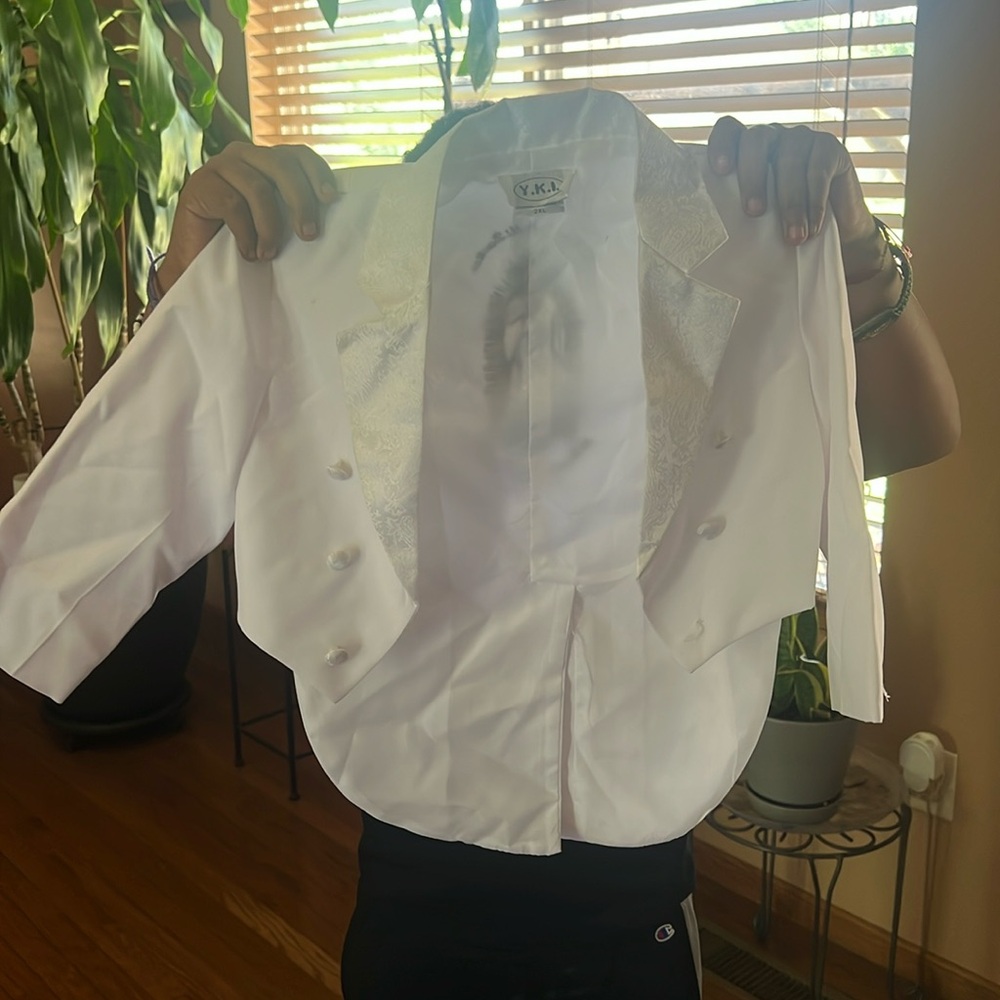 Baptism or first communion boys outfit. Only used once.